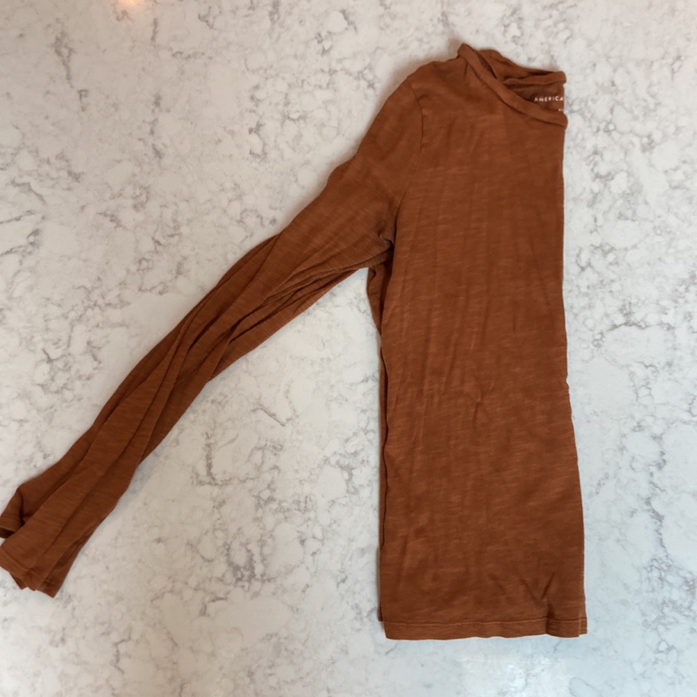 American eagle long sleeve